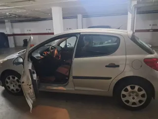 Peugeot 207 2008