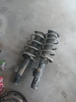 Amortiguadores Delanteros Ford C-Max