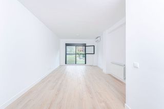 Piso en alquiler en San Juan Bautista en Madrid