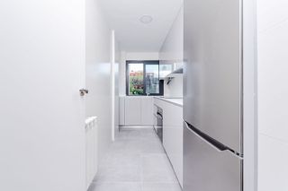 Piso en alquiler en San Juan Bautista en Madrid