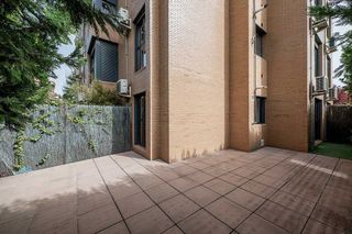 Estudio en alquiler en San Juan Bautista en Madrid