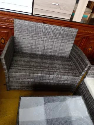 Conjunto de jardín ratán gris nuevo