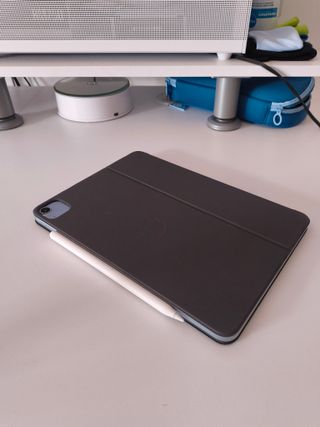 Apple iPad Smart Keyboard Folio