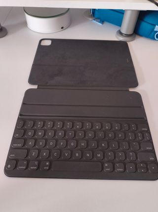 Apple iPad Smart Keyboard Folio