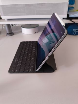 Apple iPad Smart Keyboard Folio