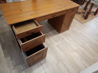 Escritorio madera IKEA