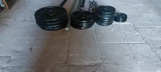 Lote Pesas Hierro Decathlon + Barras+ polea