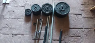 Lote Pesas Hierro Decathlon + Barras+ polea