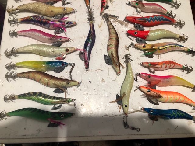 Lote de 40 egis pesca de calamares