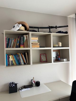 Escritorio, Silla, Cajonera y Estantería