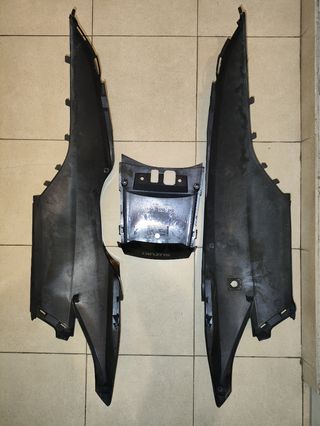 Carenados Traseros BURGMAN 125 150 de 2002 a 2006