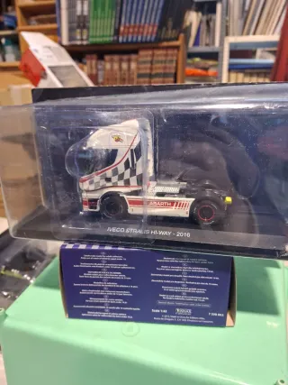Camión Iveco Stralis Hi-Way 2016 1:43