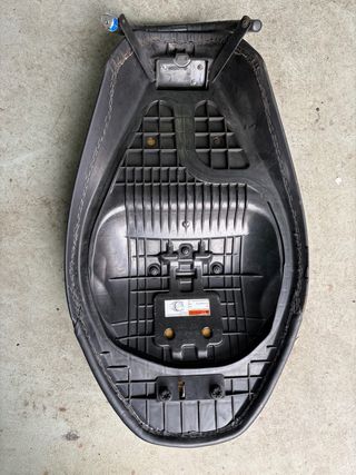 Sillín Suzuki Burgman 125