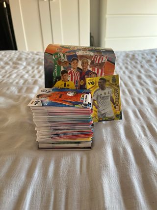 Cromos Adrenalyn XL 25-26