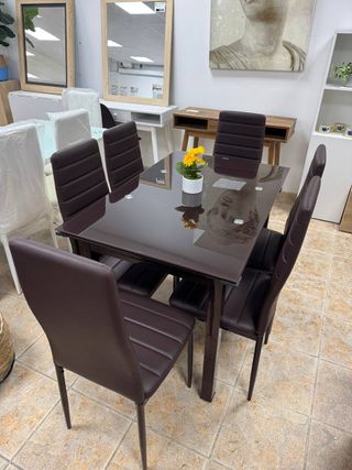 Conjunto Completo Comedor Extensible Marrón