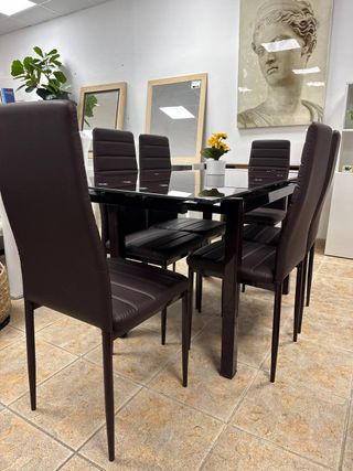 Mesa Extensible Marrón + 6 Sillas Embalaje