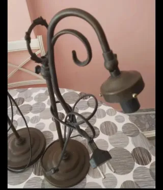 Pareja de lamparitas de mesa