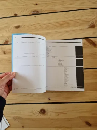 Logo: The Reference Guide to Symbols and Logoty...