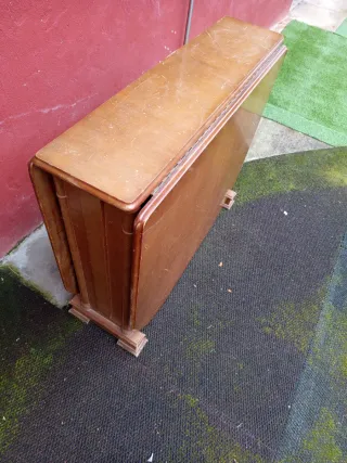Mesa auxiliar de madera plegable