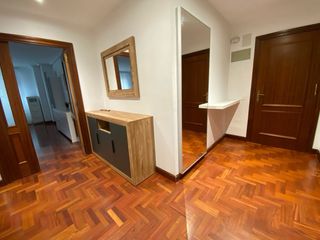 Se alquila piso para SANFERMINES céntrico 4hab