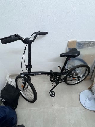Bicicleta plegable negra BTWIN