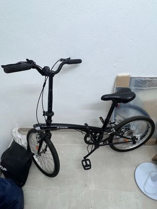 Bicicleta plegable negra BTWIN