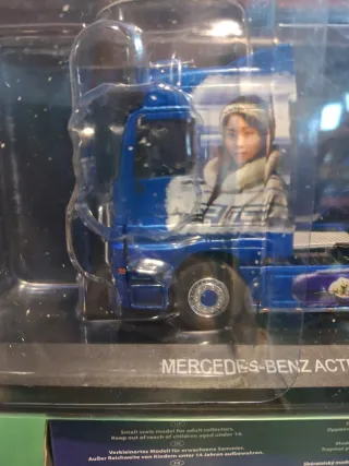 Camión Mercedes Actros MP1 1:43