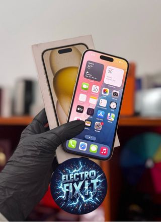 iPhone 15 Giallo