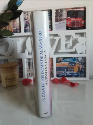 La casa de los dioses de alabastro Magdalena Lasal