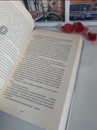 La casa de los dioses de alabastro Magdalena Lasal