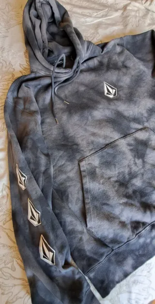 Sudadera Volcom Tie-Dye Gris y Negra