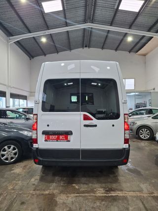 Renault Master Combi 9 L2H2 3300 dCi 107 kW (145 CV)