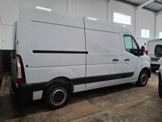Renault Master Combi 9 L2H2 3300 dCi 107 kW (145 CV)