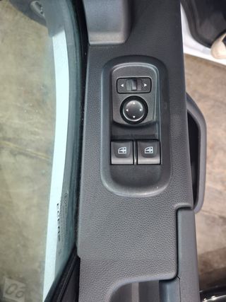 Renault Master Combi 9 L2H2 3300 dCi 107 kW (145 CV)