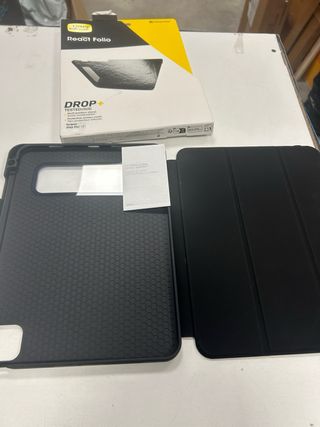 Funda OtterBox React Folio iPad Pro 11