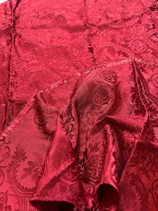 Tela damasco rojo