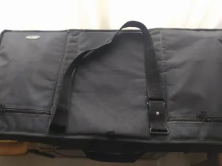 Yamaha PSR E463 con accesorios