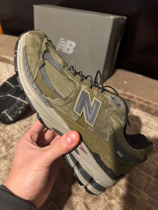 Tênis New Balance 2002R Tam 44 Verde