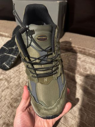 Tênis New Balance 2002R Tam 44 Verde