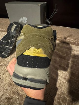 Tênis New Balance 2002R Tam 44 Verde