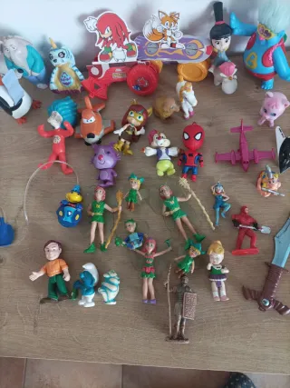 Figuras McDonald's y Coleccionables Varios