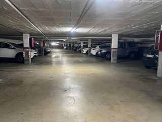 Garaje en venta en Centre - Estació en Sant Cugat del Vallès