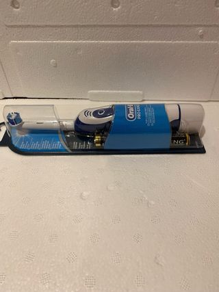 Cepillo de dientes electrico Oral-B NUEVO