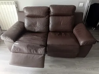 Sofá de piel marrón articulado 180x90