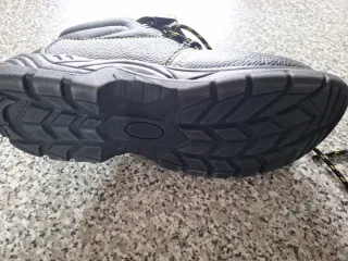 Botas de seguridad FORLI negras y amarillas