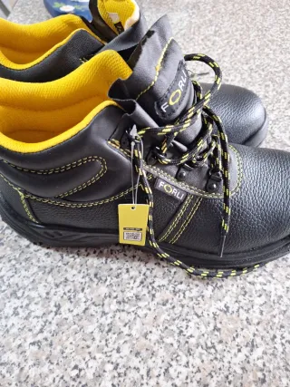 Botas de seguridad FORLI negras y amarillas