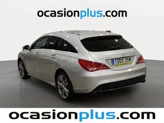 Mercedes-Benz CLA Shooting Brake CLA 200 d Urban 100 kW (136 CV)