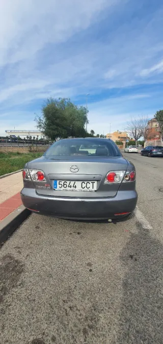 Mazda 6 2002 ( con avería motor)