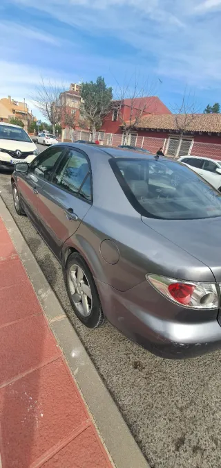 Mazda 6 2002 ( con avería motor)