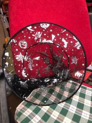 Cappello da strega decorato